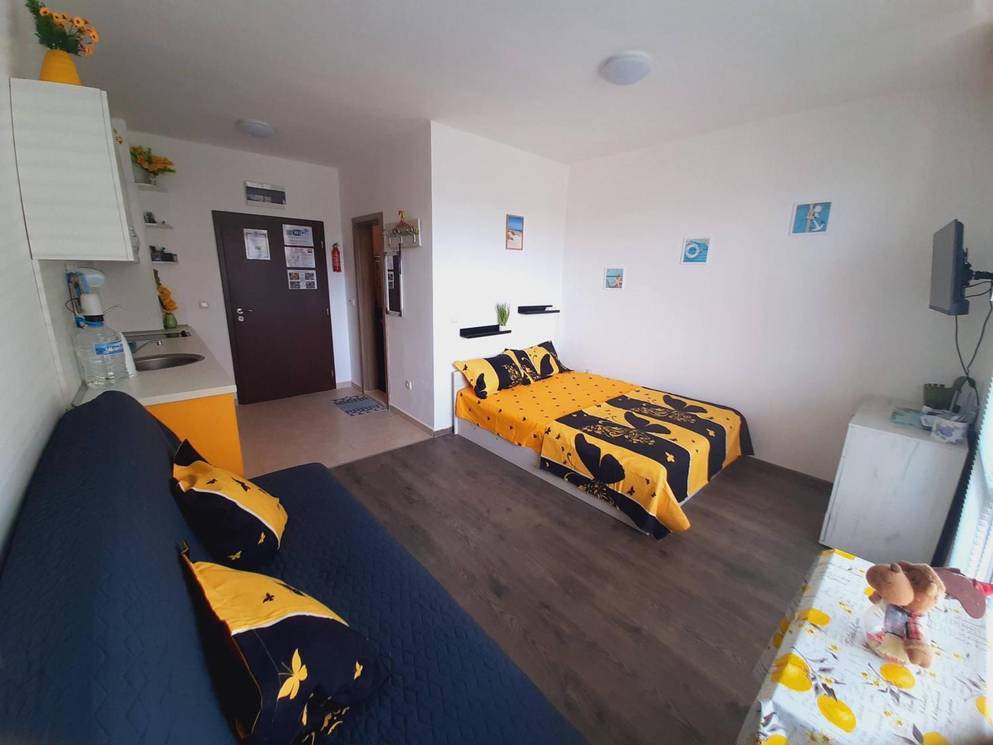 Apartment-Studio Daisy In Kiwi Gardens Complex بايالا المظهر الخارجي الصورة